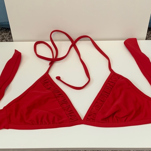 Kenneth Cole Reaction Red Triangle Bikini Top -large - Picture 1 of 2
